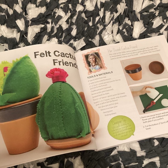 The Crafter's Book of Clever Ideas: Awesome Techniques for Handmade Projects - Picture 5 of 16